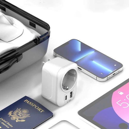 tech-protect-travel-blue-us-eu-1x-usb-a-1x-usb-c-white-05.jpg