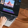 ugreen-usb-c-usb-c-5a-100w-pd-480-mbps-1-m-orange-05.jpg