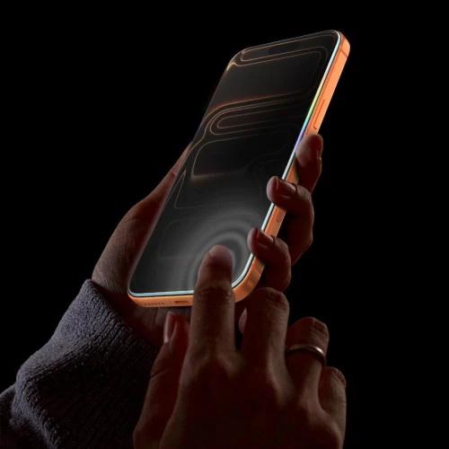 spigen-glas-tr-ez-fit-privacy-aluminacore-iphone-17-pro-max-2-pack-09.jpg
