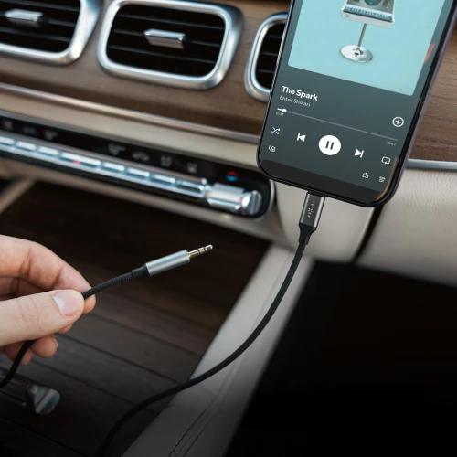 fixed-audio-cable-link-usb-c-3-5-minijack-gray-02.jpg