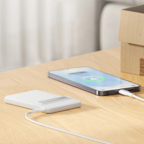 belkin-boost-slim-power-bank-magsafe-qi2-5k-15w-stand-white-13.jpg