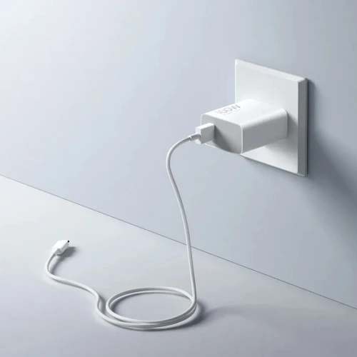 xiaomi-travel-charger-100w-data-cable-6a-usb-c-white-07.jpg