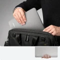 spigen-urban-fit-macbook-pro-16-m5-heathergray-09.jpg