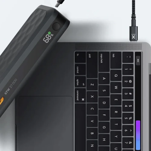 xtorm-powerbank-fuel-27000mah-67w-black-10.jpg