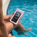 tech-protect-uwc7-universal-waterproof-floating-case-pink-06.jpg