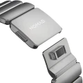nomad-stratos-band-apple-watch-45-46-49-mm-natural-titanium-forest-green-07.jpg