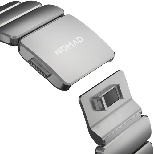 nomad-stratos-band-apple-watch-45-46-49-mm-natural-titanium-forest-green-07.jpg