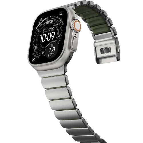 nomad-stratos-band-apple-watch-45-46-49-mm-natural-titanium-forest-green-09.jpg