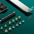karta-rozszerzen-ugreen-cm302-adapter-pcie-m2-czarna-05.jpg