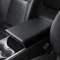 spigen-tesla-armrest-cushion-tesla-model-y-3-black-06.jpg