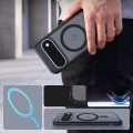 Etui Spigen Ultra Hybrid Mag do MagSafe do Google Pixel 11, półprzezroczysto-czarne