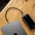 Kabel Fixed Media Cable USB-C do USB-C (USB4) 40Gbps / 240W / 8K@60Hz, 0,35 m, czarny