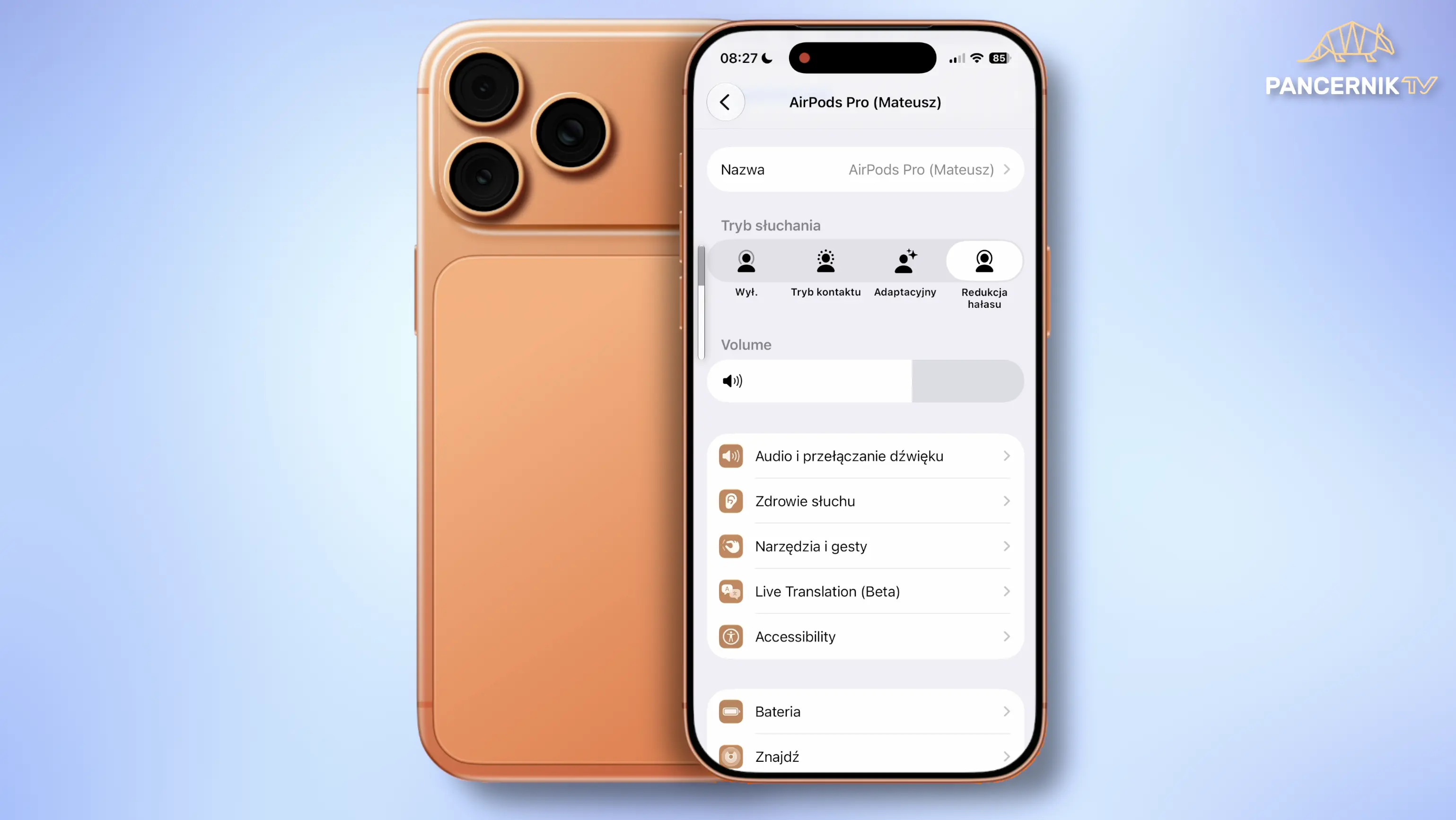Słuchawki bezprzewodowe Apple AirPods leżące obok smartfona z otwartym menu ustawień audio.