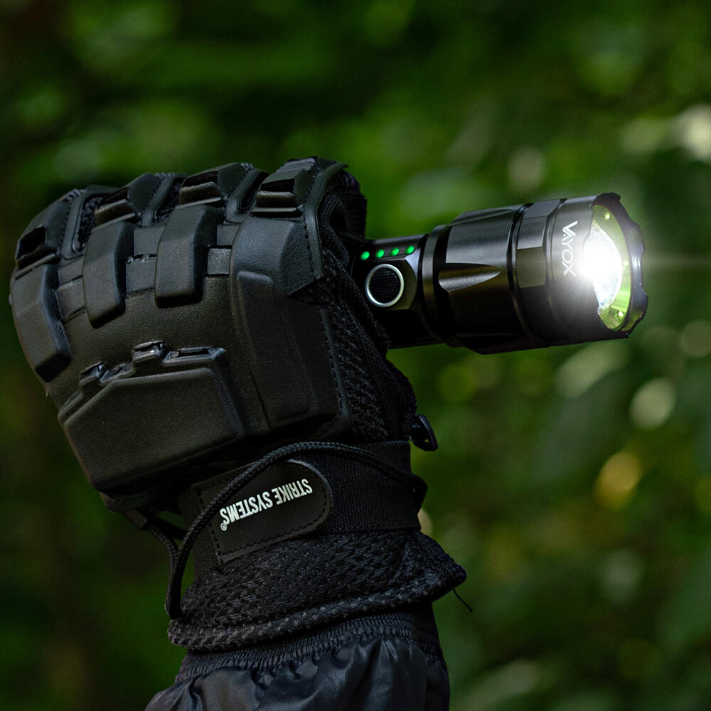 Latarka Vayox VA0108 Pro Series z dalekim zasięgiem i funkcją zoom
