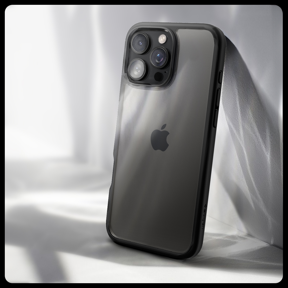 Etui Spigen Crystal Hybrid do Apple iPhone 16 Pro Max, przezroczysto-czarne