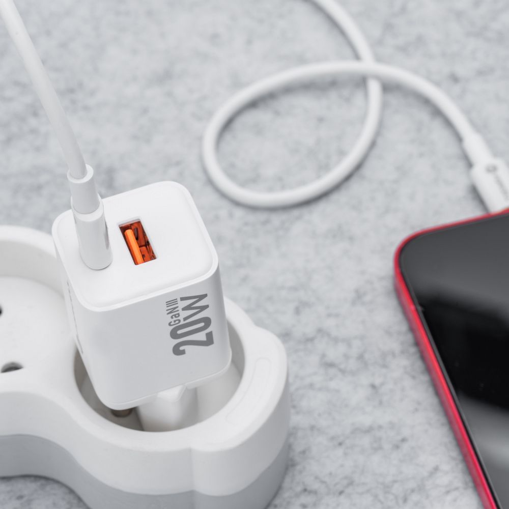 Forcell F-Energy Mini GaN III technologia GaN III, azotek galu, efektywne ładowanie, mały rozmiar, energooszczędność
