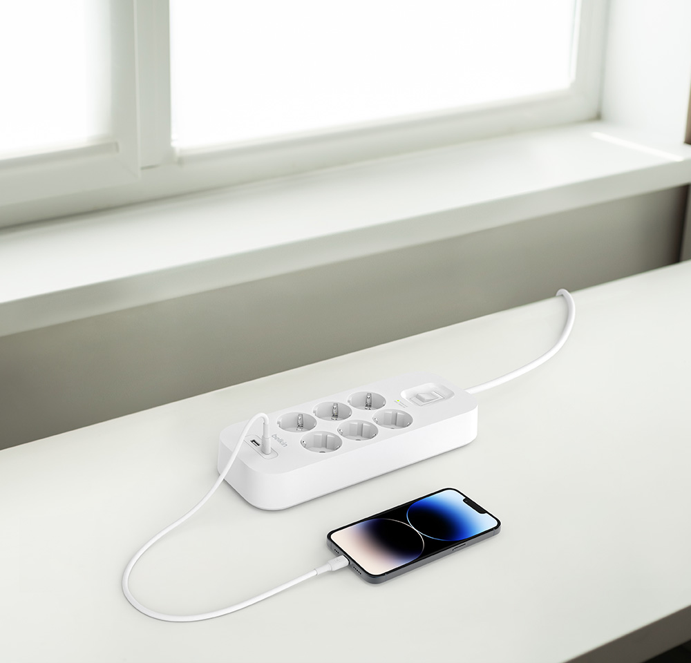 Listwa antyprzepięciowa Belkin Connect Surge Protection 2m, do 650J, 6x AC EU Schuko, USB-C PD, USB-A, biała
