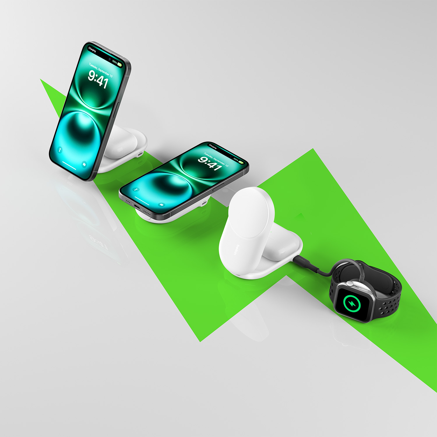 Ładowarka bezprzewodowa, indukcyjna Belkin UltraCharge Magnetic Foldable Charger 2in1 with MagSafe Qi2.2 25W (WIZ039) + ładowarka sieciowa PSU z kablem do MagSafe dla AirPods / iPhone, biała