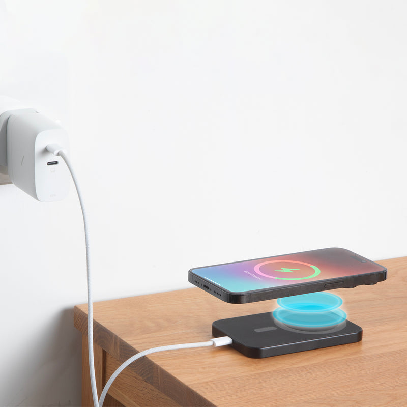 Power Bank Native Union (Re)Classic Magnetic 5000 mAh z MagSafe
