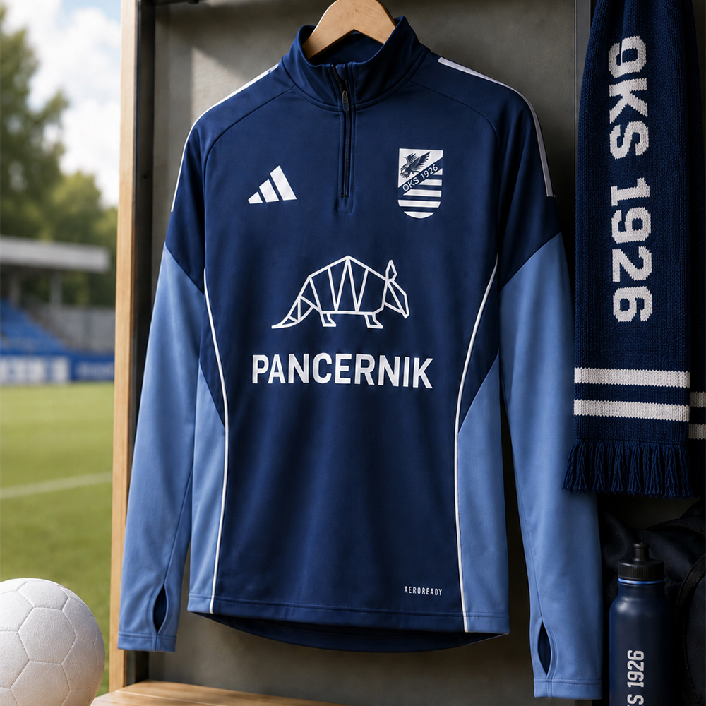OKS 1926, personalizacja nadrukiem logo, rozpoznawalny charakter, spójny wygląd, profesjonalna odzież sportowa, funkcjonalna bluza, granatowe