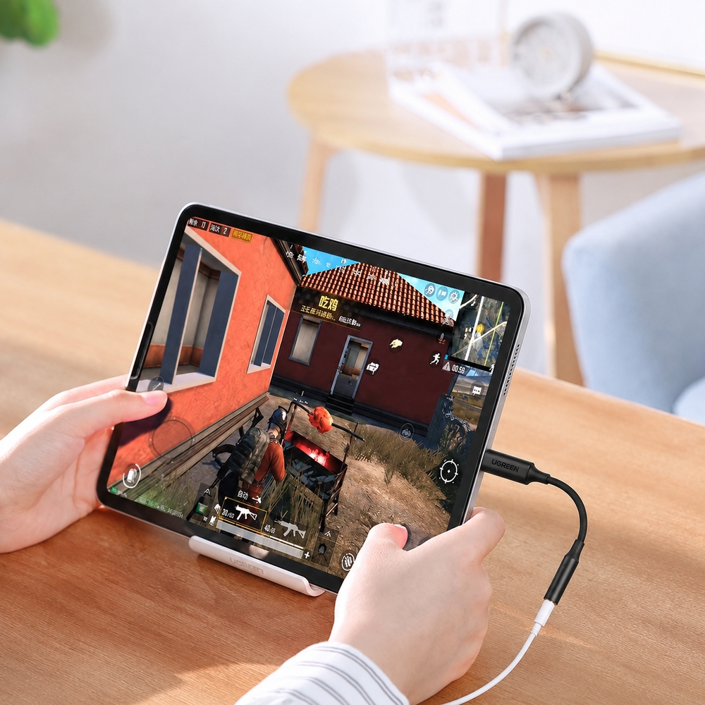 Kabel Ugreen przejściówka do słuchawek mini jack na USB-C, 10cm, czarna