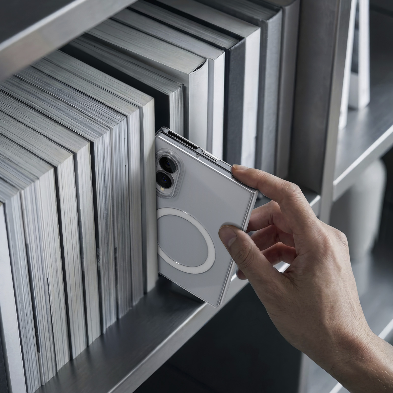 Etui Spigen Air Skin Mag do Galaxy Z Fold8, przezroczysto-białe