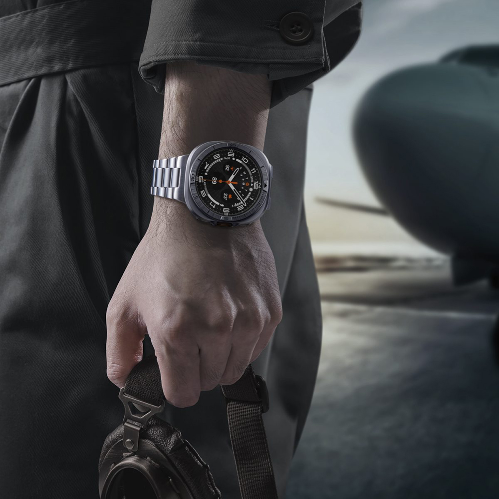 Etui, nakładka Spigen Bezel Tune Pro do Galaxy Watch Ultra 2 47 mm, srebrne