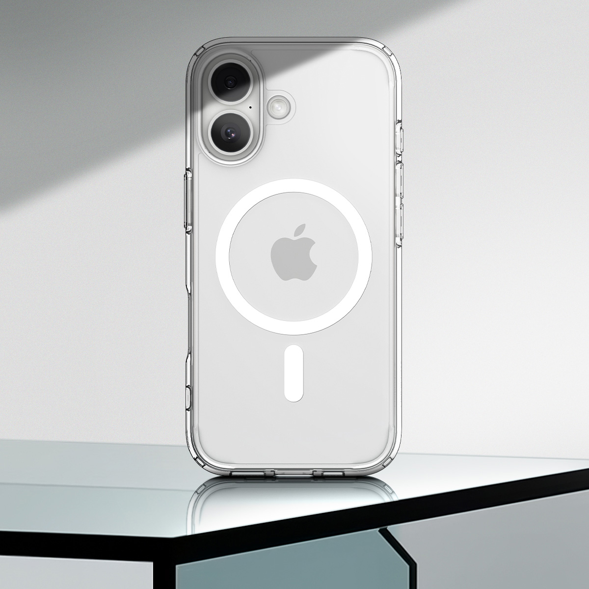 Etui Spigen Ultra Hybrid Mag z MagSafe do Apple iPhone 17, przezroczysto-białe