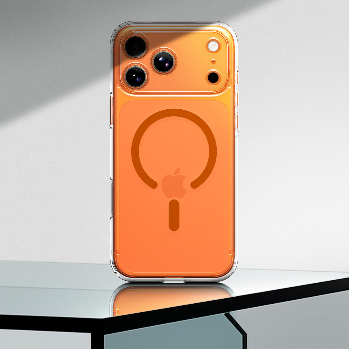Etui Spigen Ultra Hybrid Mag z MagSafe do Apple iPhone 17 Pro, przezroczysto-pomarańczowe