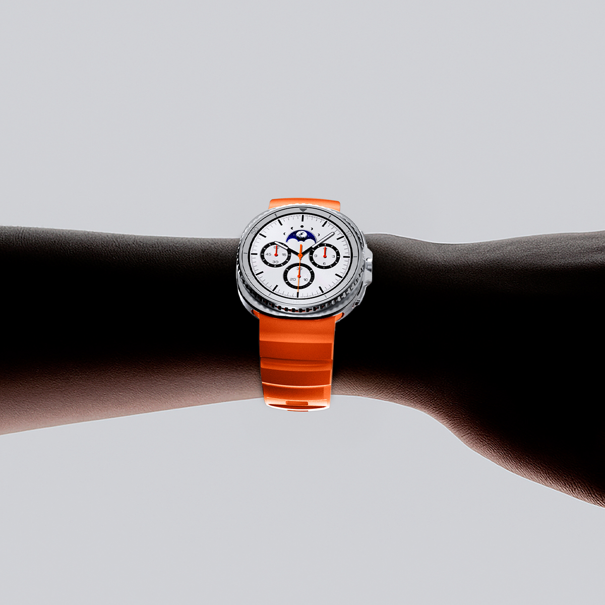 Silikonowy pasek Spigen WBS2 Band do Galaxy Watch 8 / 8 Classic, pomarańczowy 
