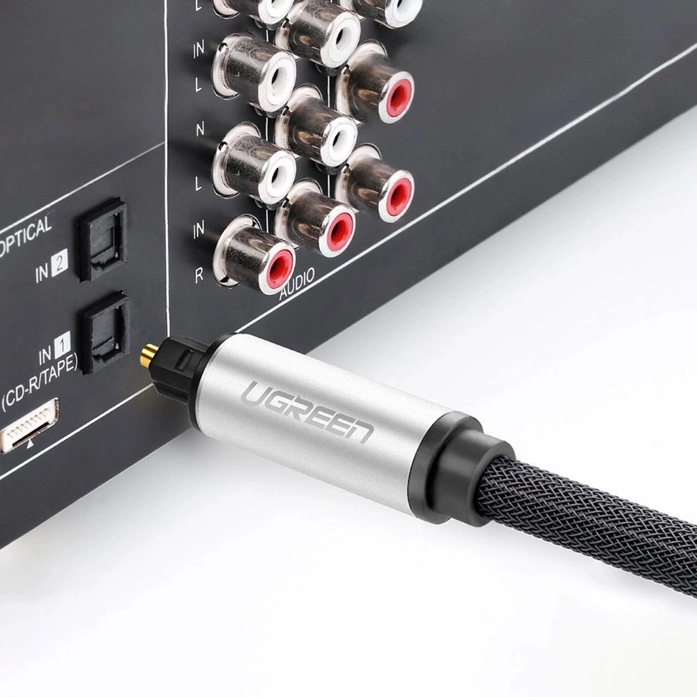 Kabel optyczny Ugreen AV108 przewód audio cyfrowy światłowód do podłączenia urządzeń typu: DVD, TV, Blue-ray, konsol lub komputerów do np. telewizora czy amplitunera kina domowego. Toslink SPDIF, 1.5m, szary.