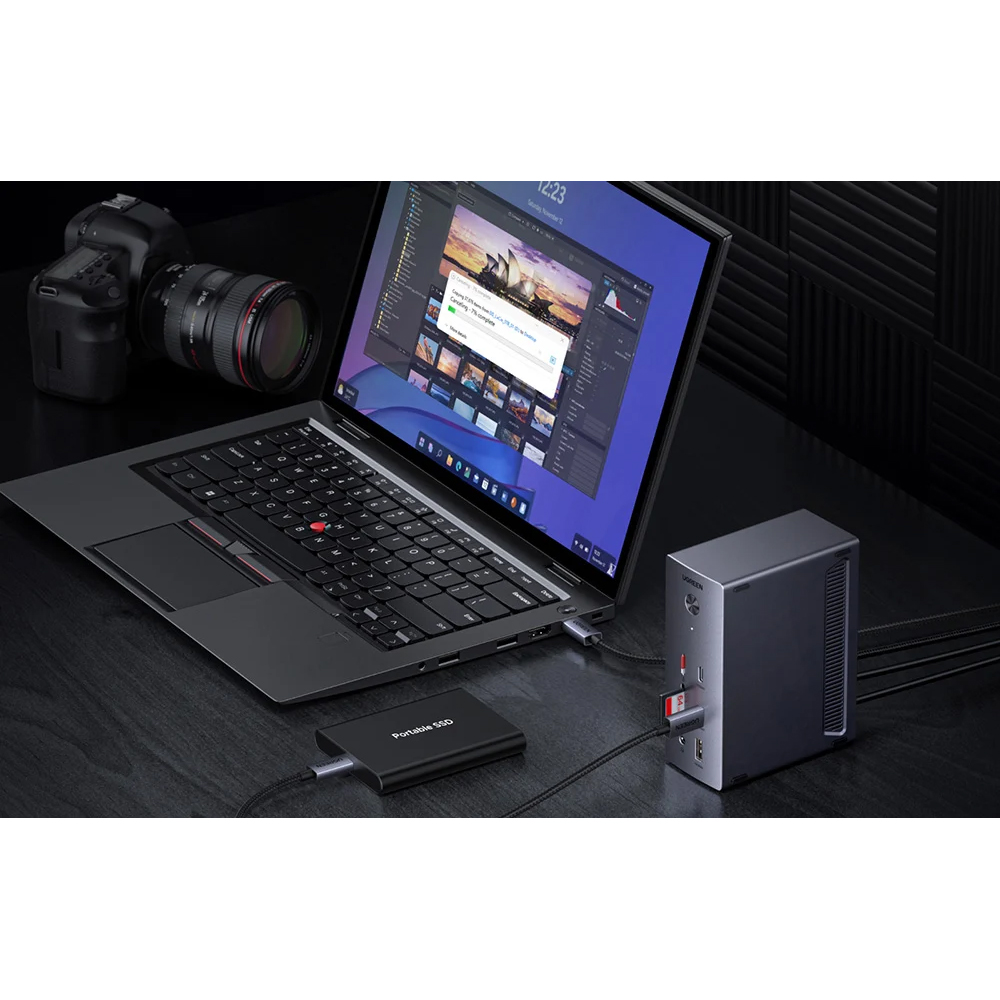 Ugreen CM843, Power Delivery, port USB-C PD 27W, jedno zasilanie, praktyczna, czarna