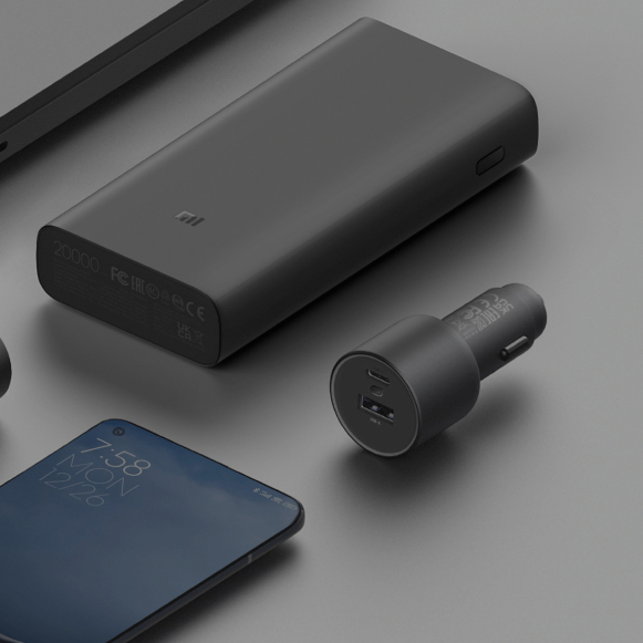 Xiaomi Dual Fast Car Charger, jednoczesne ładowanie dwóch urządzeń, port USB-C i USB-A, wysoka moc, dioda LED, praktyczne rozwiązanie, czarny