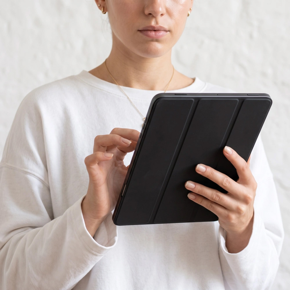 Etui z klapką Tech-Protect SC Pen do Galaxy Tab S12 Plus, Black (czarny)