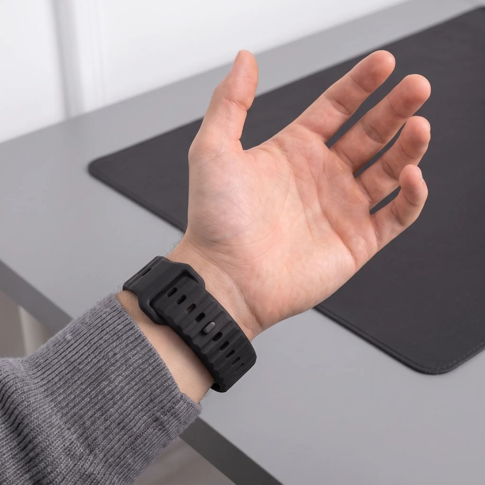 Tech-Protect Silicone Line z regulowanym zapięciem do Apple Watch SE 2024 44mm / 2022 44mm / 2020 44mm, Apple Watch Ultra 4 49mm / 3 49mm / 2 49mm / 1 49mm, Apple Watch Series 12 46mm / 11 46mm / 10 46mm / 9 45mm / 8 45mm / 7 45mm / 6 44mm / 5 44mm / 4 44mm / 3 42mm / 2 42mm / 1 42mm / 0 42mm, Black (czarny)