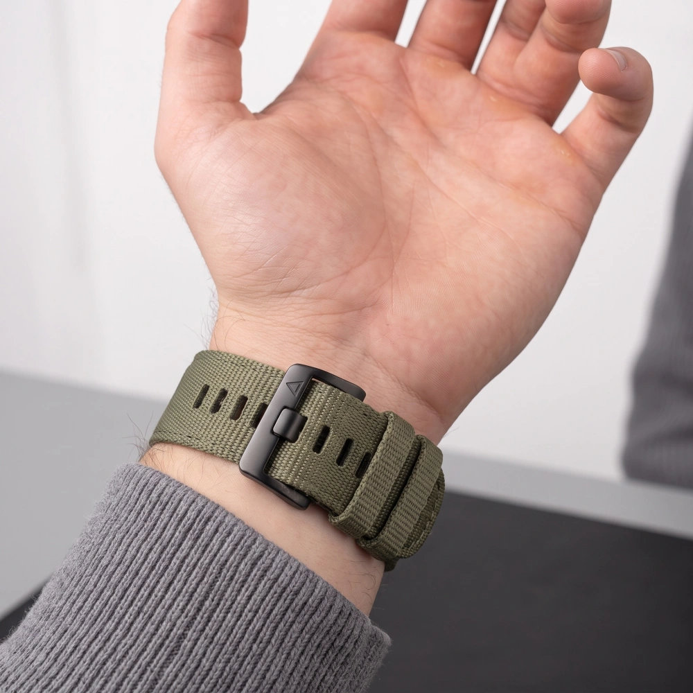 Pasek Tech Protect Nylon Classic do Garmin Enduro 3 / 2 / Garmin Enduro, Garmin Quatix 6X, Garmin Quatix 7X, Garmin Fenix 3 HR / Garmin Fenix 3, Garmin D2 Delta PX, Garmin Descent Mk1, Garmin Descent Mk2, Garmin Descent Mk2i, Garmin Tactix 7 Pro / Garmin Tactix 7, Garmin Tactix Delta, Garmin D2 Mach 1 Pro, Garmin Tactix Charlie, Garmin Quatix 8 (51mm), Garmin Fenix 5X (51 mm), Garmin Descent Mk3i (51mm), Garmin Fenix 9 Pro (51 mm) / (51 mm), Garmin Epix Pro 2 gen. 51mm, Garmin Fenix 6X Pro (51 mm) / Solar (51 mm), Garmin Garmin D2 Mach 2 Pro / (51 mm), Garmin Tactix 8 AMOLED (51 mm) / Solar (51 mm) / Solar Elite (51 mm), Garmin Instinct 2X Solar (50 mm), Garmin Instinct 3 AMOLED (50 mm) / Tactical Edition (50 mm) / Solar Tactical Edition (50 mm), Garmin Fenix 7X Pro Solar (51 mm) / Solar (51 mm), Garmin Fenix 8 Pro AMOLED (51 mm) / microLED (51 mm) / AMOLED (51 mm), Garmin Garmin Fenix 5X Plus (51 mm), Military Green (zielony). Pasek elegancki, uniwersalny design, stylowy i funkcjonalny