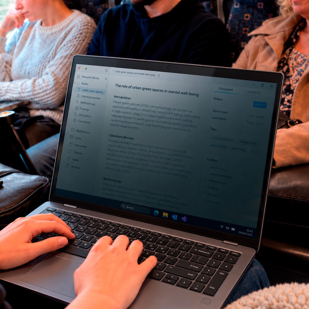 Ochrona ekranu MacBooka z folią Doodroo Privacy wykonaną z PET