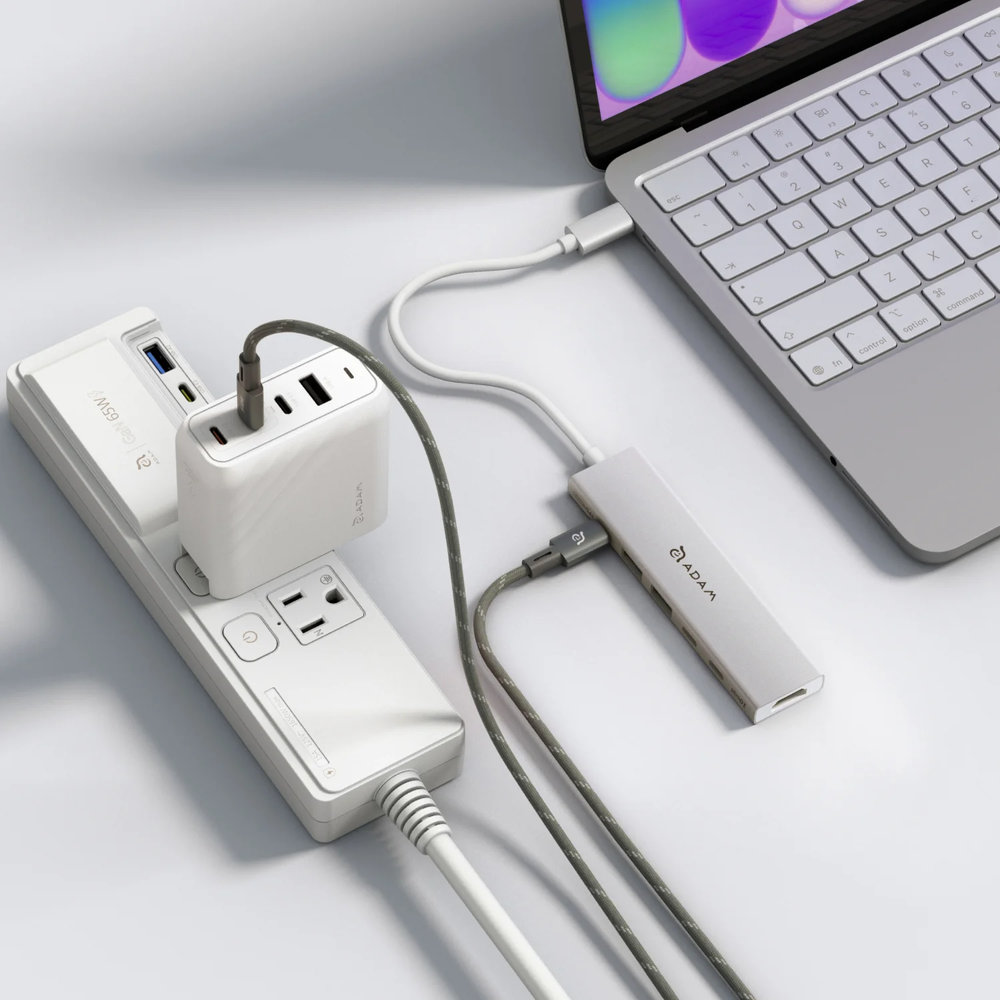 Adam Elements DE06, wszechstronny hub USB-C z HDMI 4K i HDCP, Silver (srebrny)