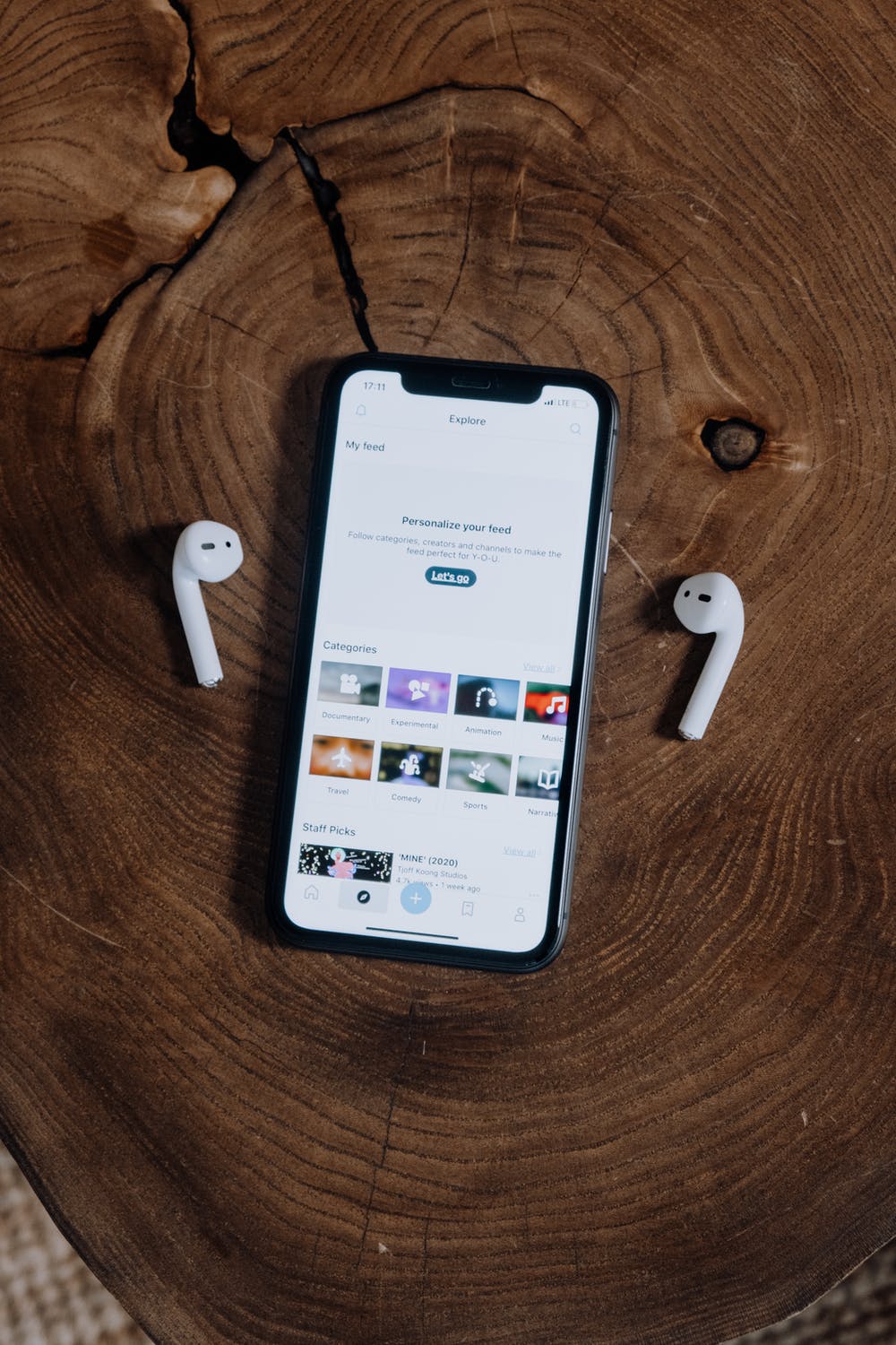 Spraw swojemu smartfonowi wyjątkową ochronę! Drewniane etui do iPhone 12 Pro MAX