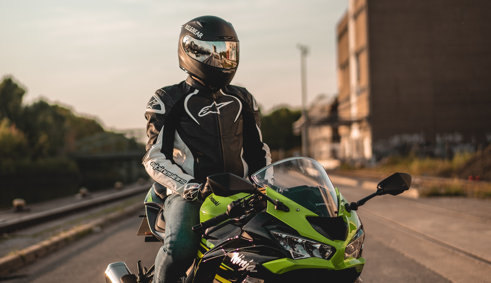 Jak kupić niezawodny uchwyt na telefon do motocykla? Podpowiadamy!
